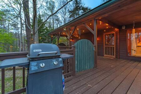 Family Fun-relax-mtn View-game Rm-hottub *