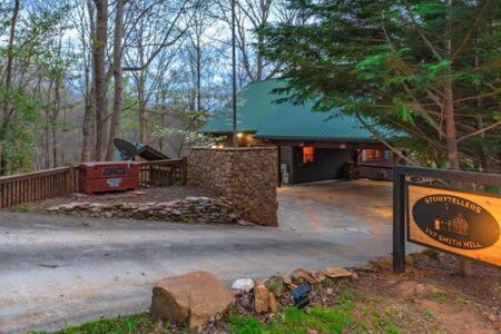 Family Fun-relax-mtn View-game Rm-hottub Holiday home Blue Ridge